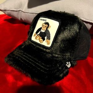 Goorin Bros The Farm Trucker Hat Monkey Bananas Sherpa Limited Edition Stuffed